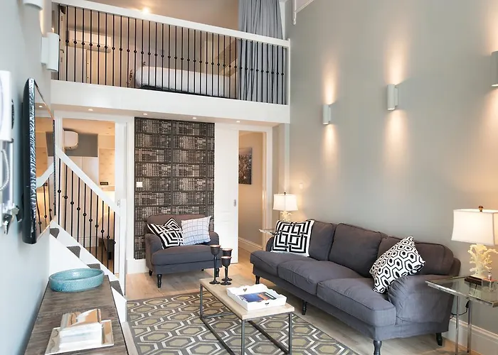 Bizstay Park Central Apartments